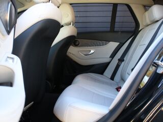 Mercedes-Benz C 220 4matic R4 125kW