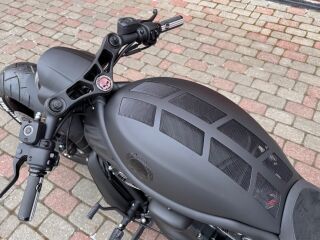 Harley-Davidson VRSCA V-Rod Fredy Jones 200/300 V2 Revolution 86kW