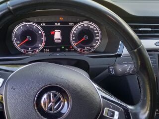 Volkswagen Passat 1.8 132кВ