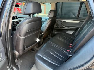 BMW X5 xDrive30d Comfort 3.0 R6 d 190kW