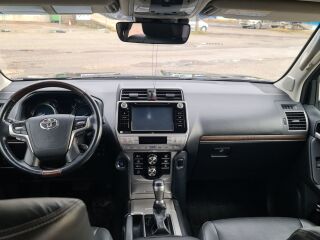 Toyota Land Cruiser Premium 2.8 130kW