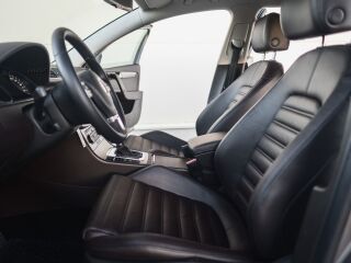 Volkswagen Passat Variant EcoFuel Highline 1.4 R4 TSI 110кВ