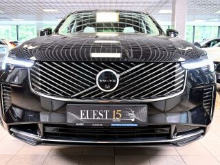 Volvo XC90 AWD 4C B&W LUXURY BRIGHT 7 XENIUM INTELLI SAF 2.0 T8 Plug-in Long range 335kW