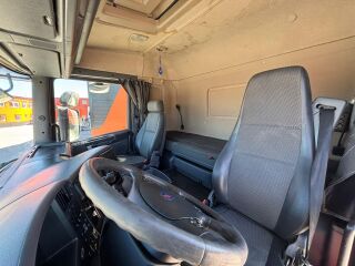 Scania G440 6x2 324kW