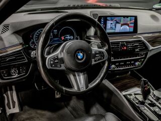 BMW 530 M-Paket X-Drive 3.0 195kW