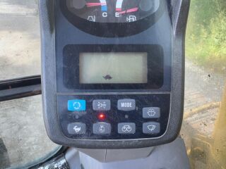 New Holland E 215+16.5M NOOL 112kW