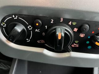 Dacia Sandero Stepway Laureate 1.6 62кВ