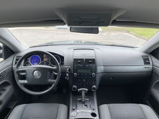 Volkswagen Touareg 2.5 128kW