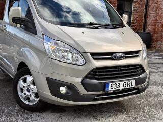 Ford Tourneo Custom Long family 2.0 125kW