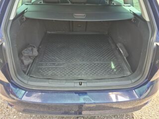 Volkswagen Golf 1.6 85kW