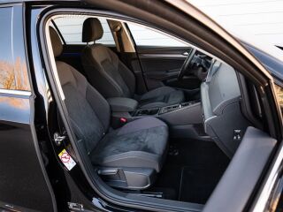 Volkswagen Golf Style 2.0 110kW