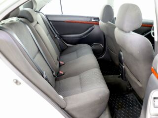 Toyota Avensis Linea Sol ATM 2.0 108kW