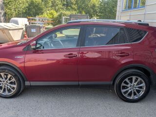 Toyota RAV4 2.5 114кВ