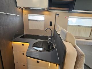 Laika Kosmo L409 2.2 103kW
