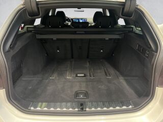 BMW 320 d xDrive Touring 2.0 R4 140kW