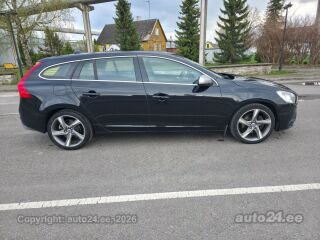 Volvo V60 R-DESIGN 2.0 R5 D3 120kW