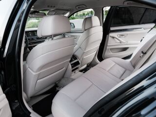 BMW 535 F10 M-PAKETT 3.0 i 330кВ