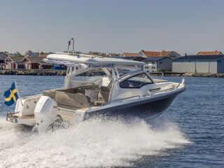 Nimbus W9 T-Top 2025 4.6 V8