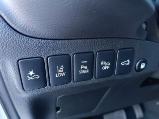 Mitsubishi Outlander Instyle Plus 4WD 2.4 PHEV 165kW