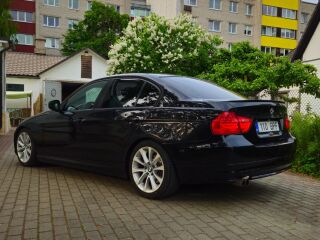 BMW 320 2.0 120kW