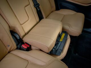 Volvo XC90 7s MY24 Ultimate Bright Xenium Intelli PRO Wn 2.0 B5 KERS MHEV Kerghübriid 183kW