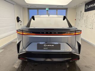 Lexus RZ 450e Luxury + Dimmable Panormaic Roof 132kW