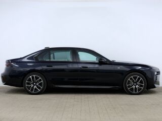 BMW 740 d xDrive M-Sportpakett 3.0 210кВ