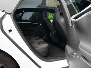 Tesla Model S 75D 158kW