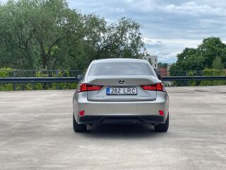 Lexus IS 300h F-Sport Hübriid 133kW