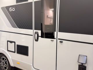 Adria MATRIX 650 DC 60Y edition LUXE ALL IN LiFePo4 2.2 FIAT MultiJet3 2,2 HD 103kW