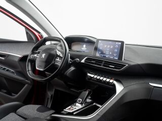 Peugeot 3008 Allure PureTech 130 1.2 96кВ