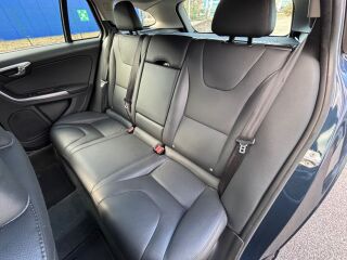 Volvo V60 SUMMUM AWD TWIN ENGINE Plug-In Hybrid 2.4 D6 158kW