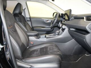 Toyota RAV4 Luxury Plus 2.5 131kW