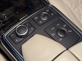 Mercedes-Benz GL 550 AMG 4Matic Designo 4.7 V8 320kW