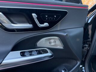 Mercedes-Benz E 300 DE 4Matic AMG Line Premium Plus SuperScreen 2.0 145kW