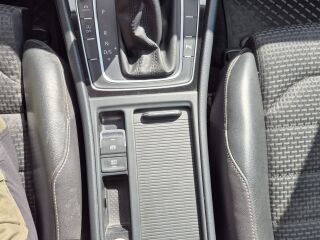 Volkswagen Golf 2.0 110kW
