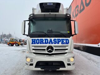 Mercedes-Benz Antos 2535 6x2*4 260kW
