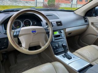 Volvo XC90 2.4 147kW