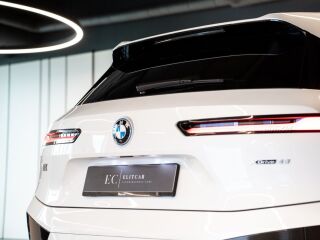 BMW iX xDrive 40 102кВ