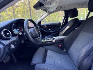 Mercedes-Benz C 220 4Matic 2.0 143kW