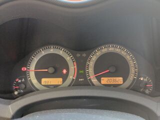 Toyota Auris 1.6 97kW