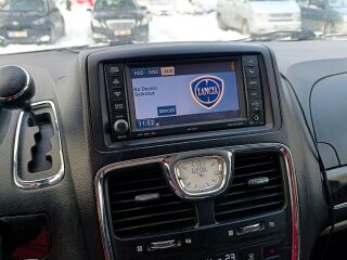 Lancia Voyager 2.8 120kW