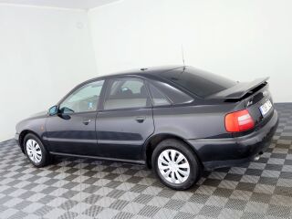 Audi A4 Sportline 1.8 92kW