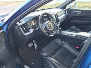 Volvo XC60 AWD R-Design D5 2.0 173kW