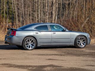 Dodge Charger R/T 5.7 V8 254kW