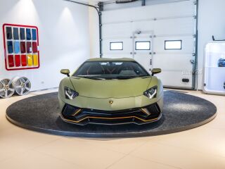 Lamborghini Aventador Ultimae 1/350 6.5 V12 574kW