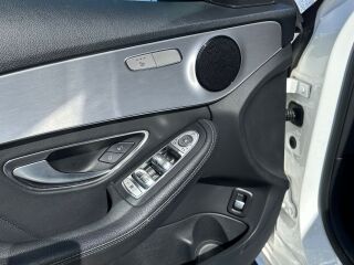 Mercedes-Benz C 220 2.0 143kW
