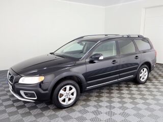 Volvo XC70 Summum AWD ATM 2.4 D5 136kW