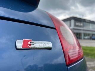 Audi TT 1.8 R4 132kW
