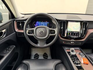 Volvo XC60 AWD Luxury Inscription FaceLift MY23 2.0 T6 Twin-Engine PLUG-IN-HYBRID LONG RANGE 293kW